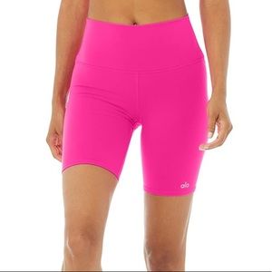 NWOT Alo Yoga High-Waist Biker Short in Neon Pink